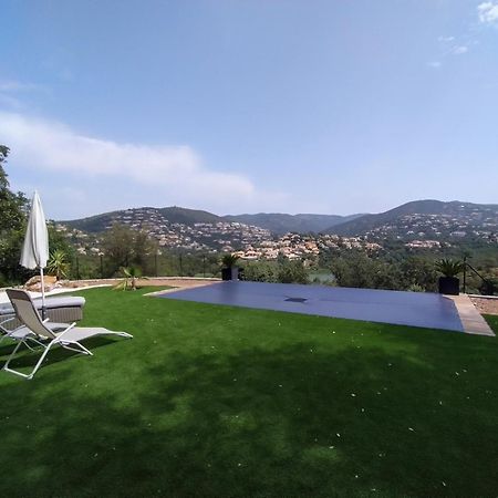 Superbe Bas De Villa 80 M2 Piscine Privee Reservee Aux Vacanciers Avec Vue Magnifique 6 Couchages La Londe-les-Maures Exterior photo